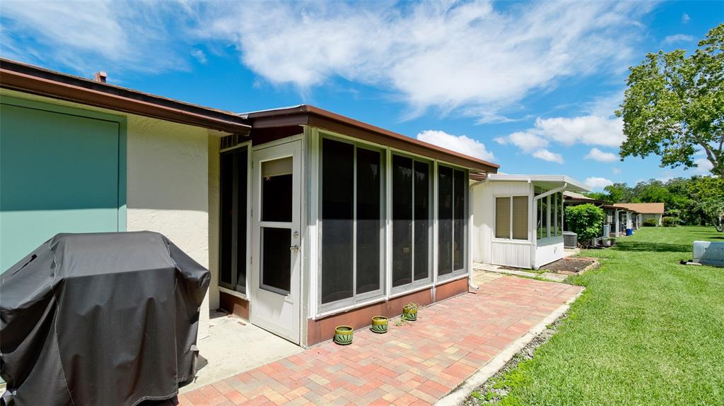 3211 42ND STREET W, BRADENTON, FL — photo 3 of 29