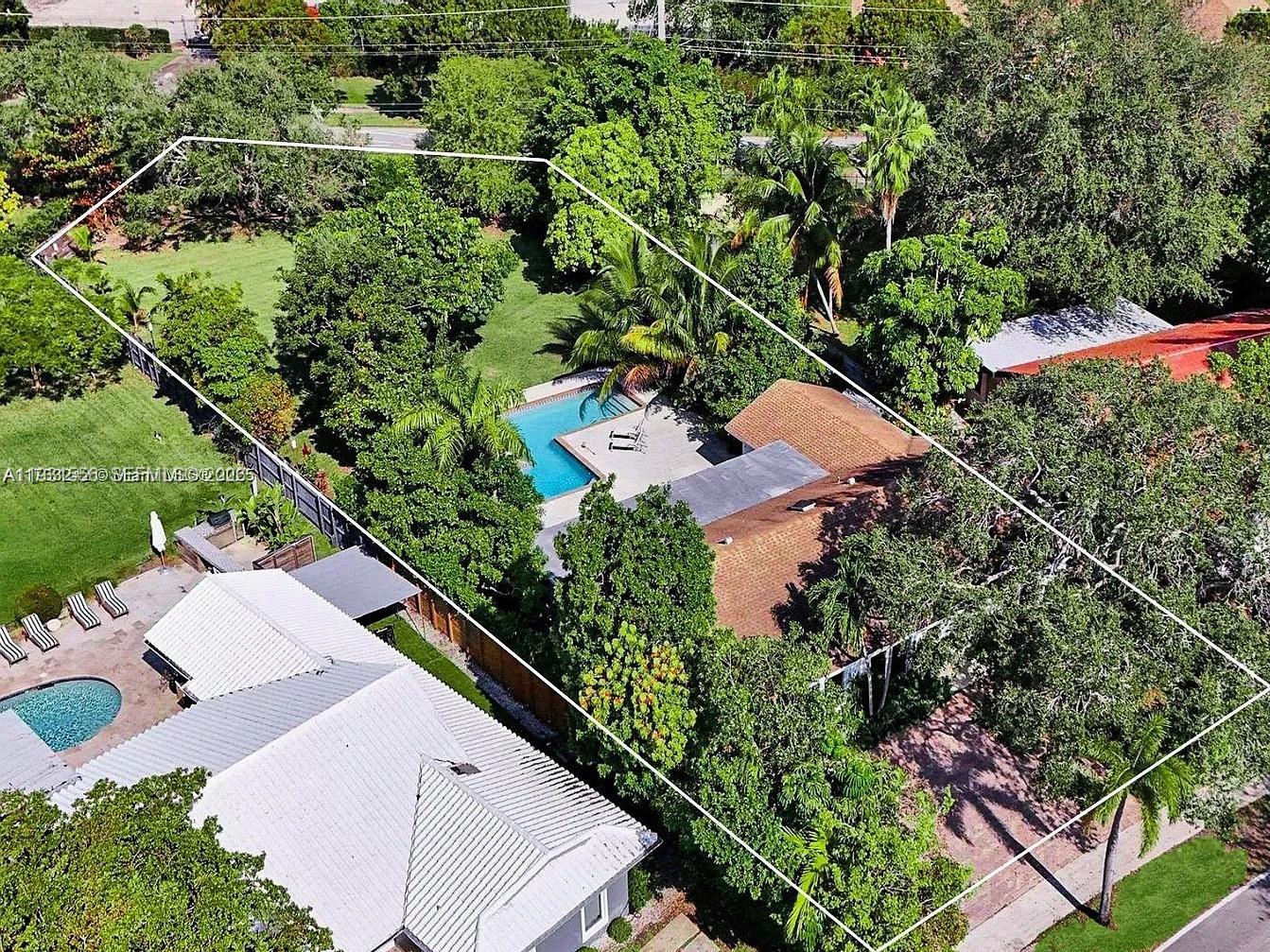 21440 Highland Lakes Blvd, Miami FL 33179
