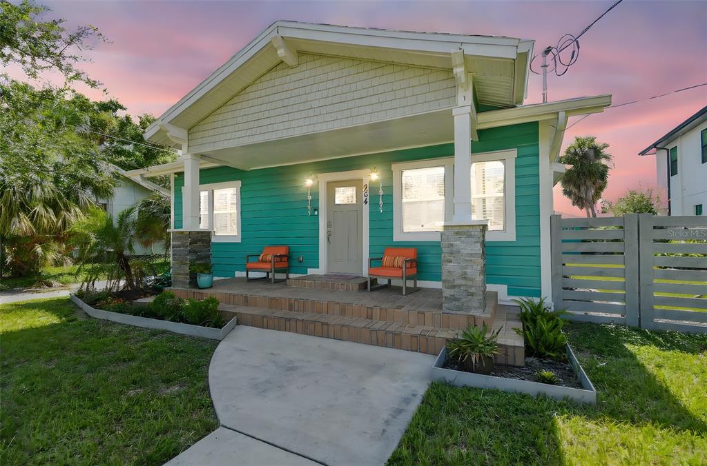 204 N TAMPANIA AVENUE