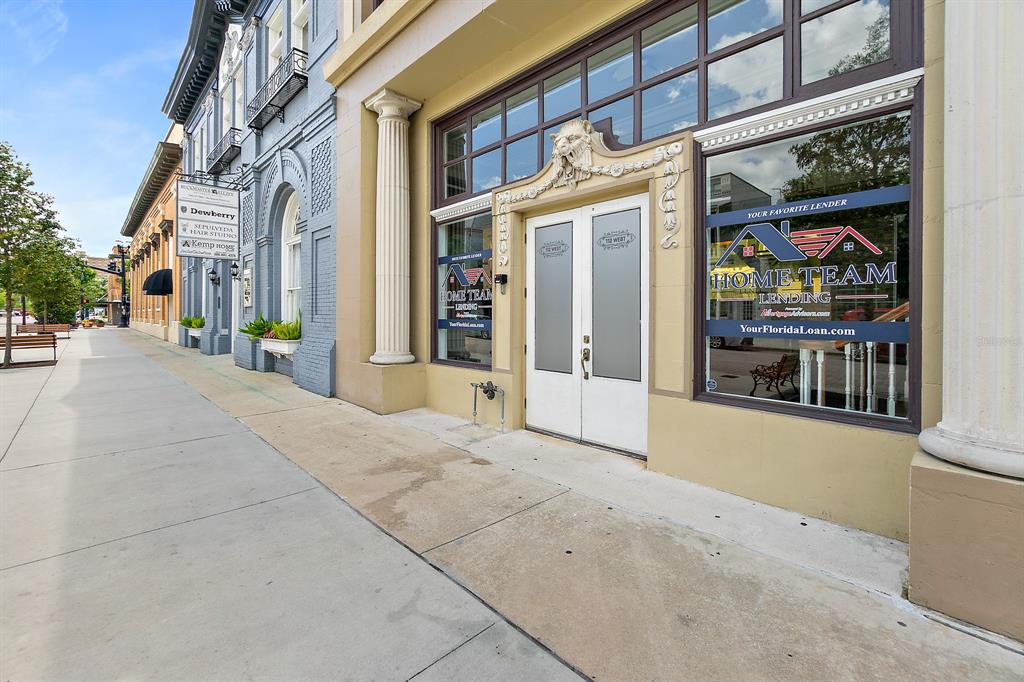 112 W Indiana AVENUE UNIT 206