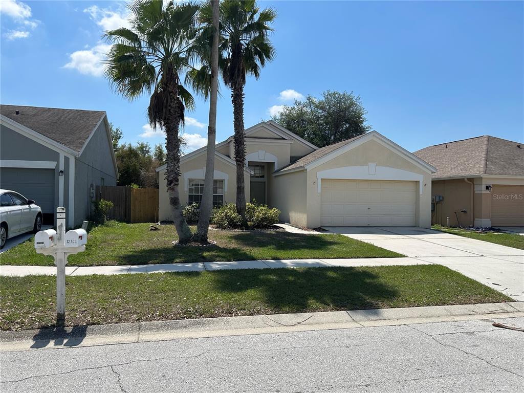 12708 EARLY RUN LANE, RIVERVIEW, FL — photo 2 of 26