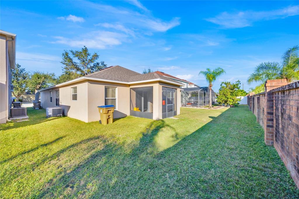 4647 CAVERNS DRIVE, KISSIMMEE, FL — photo 3 of 26