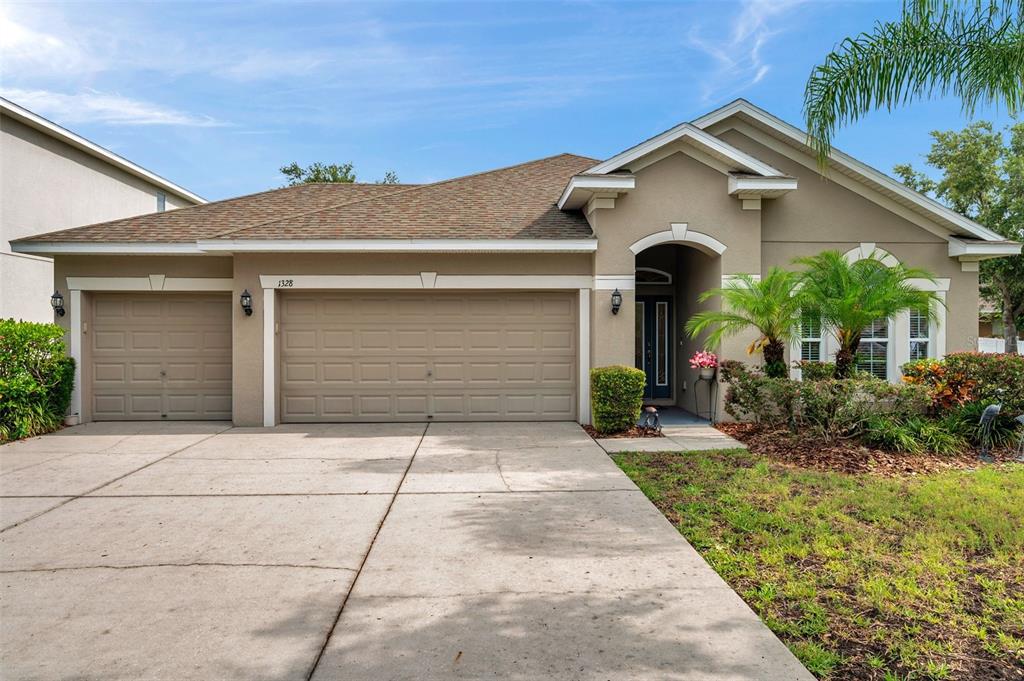 1328 RUSHGROVE CIRCLE
