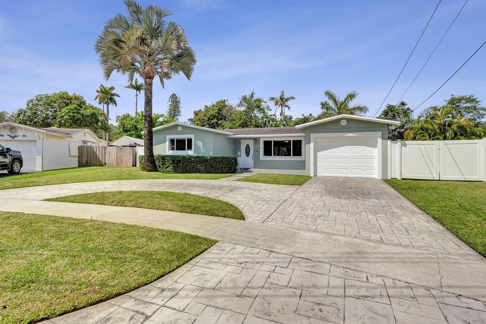 5289 SW 95th Avenue, Cooper City FL 33328