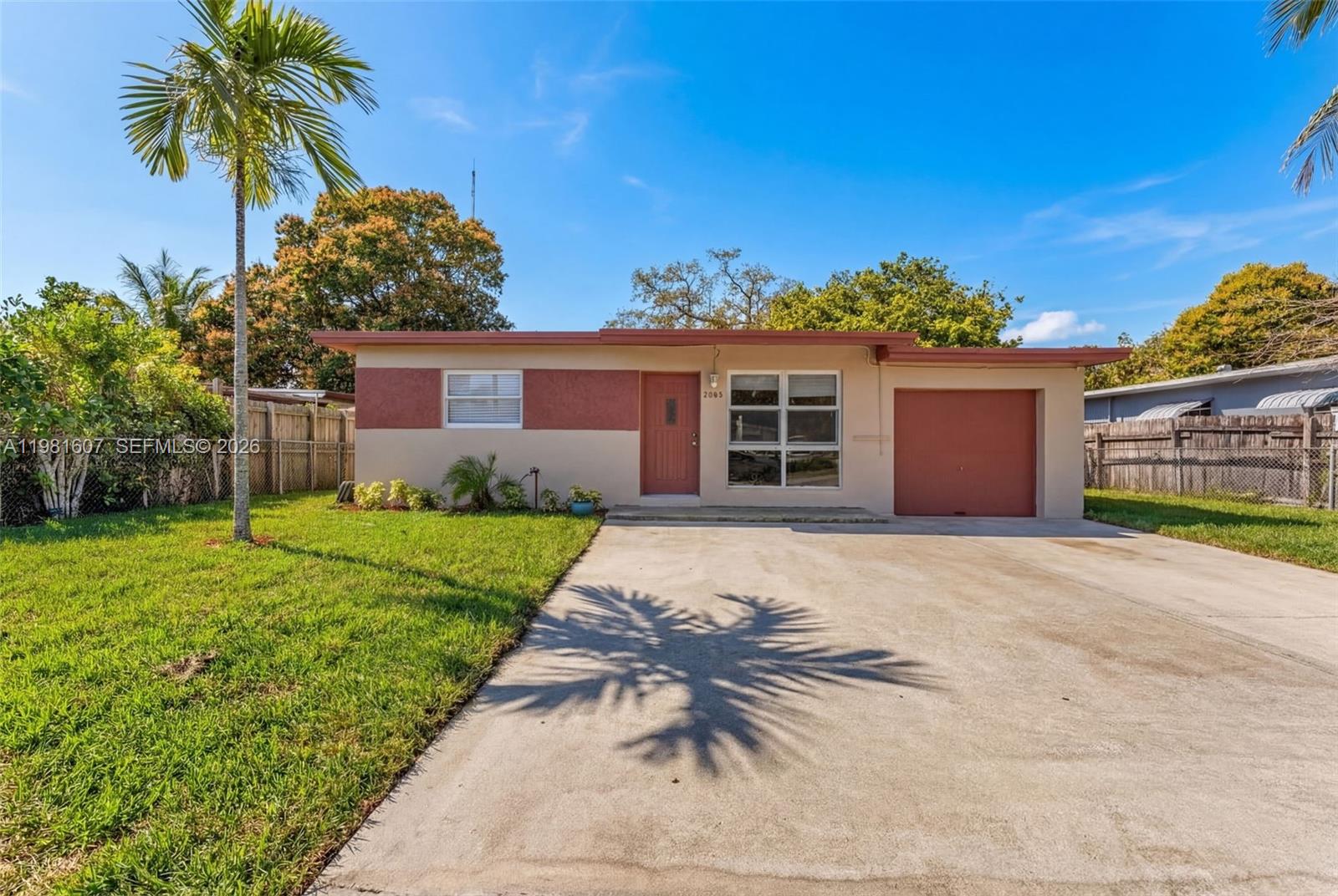 3200 SW 47th Ave, West Park FL 33023