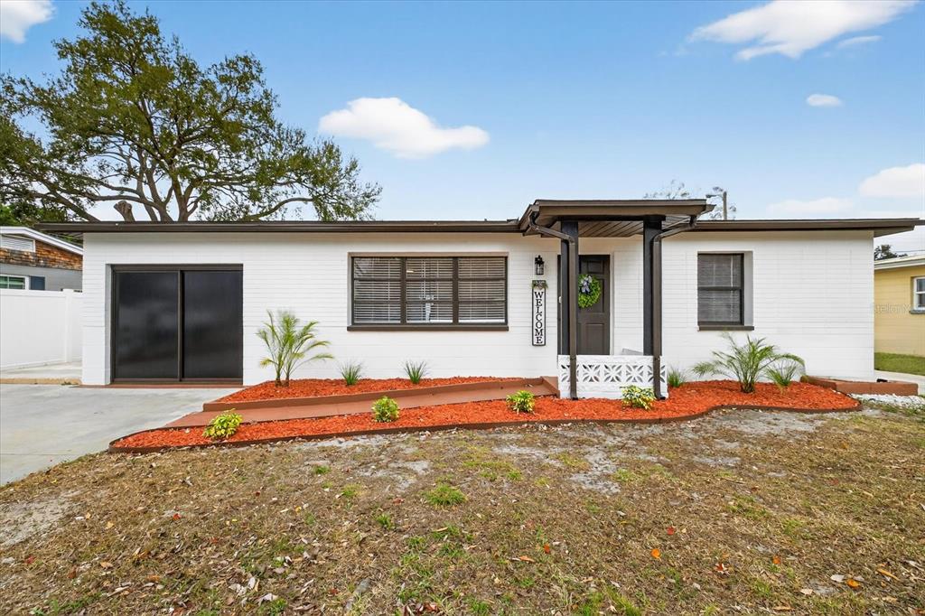 8391 54TH STREET N