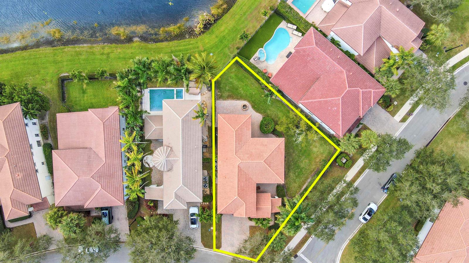 770 Bocce Court, Palm Beach Gardens FL 33410
