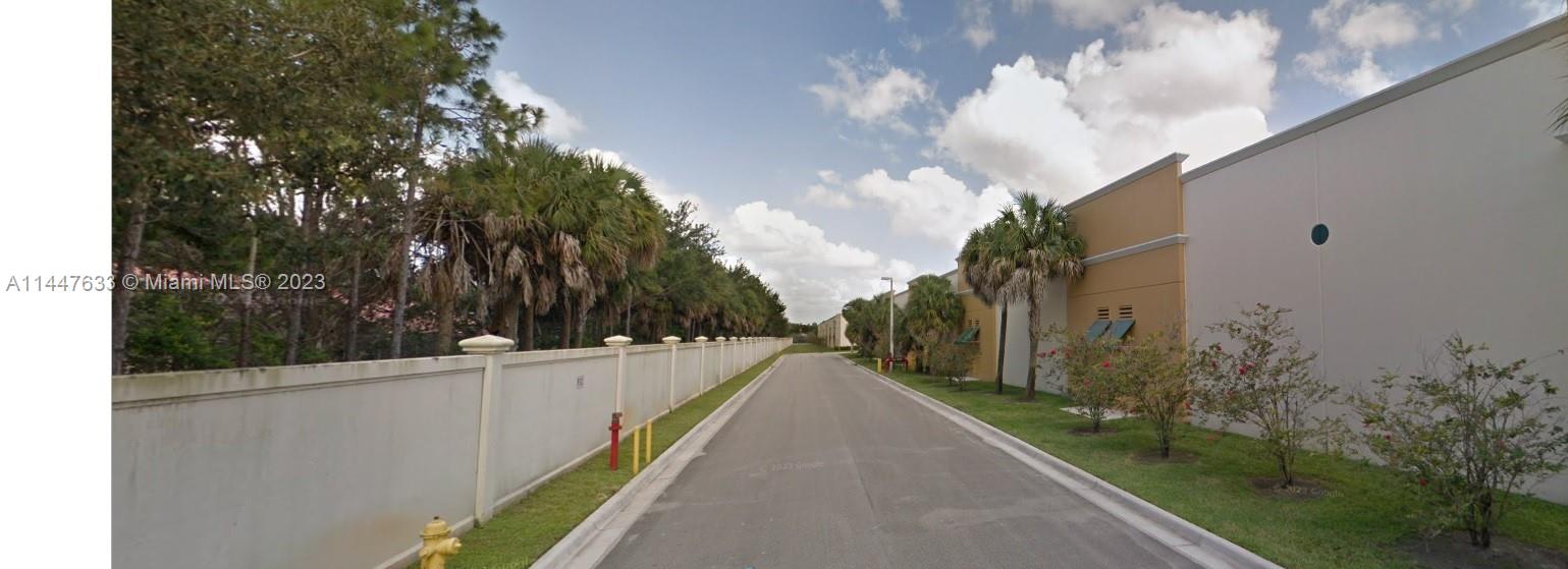 10400 W State Road 84 # 103, Davie FL 33324
