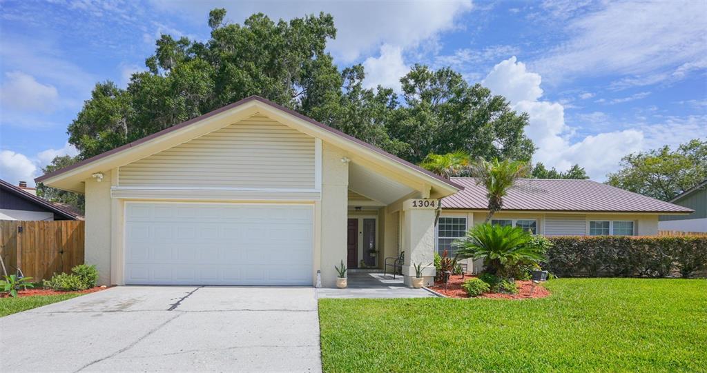 1304 SANDALWOOD DRIVE