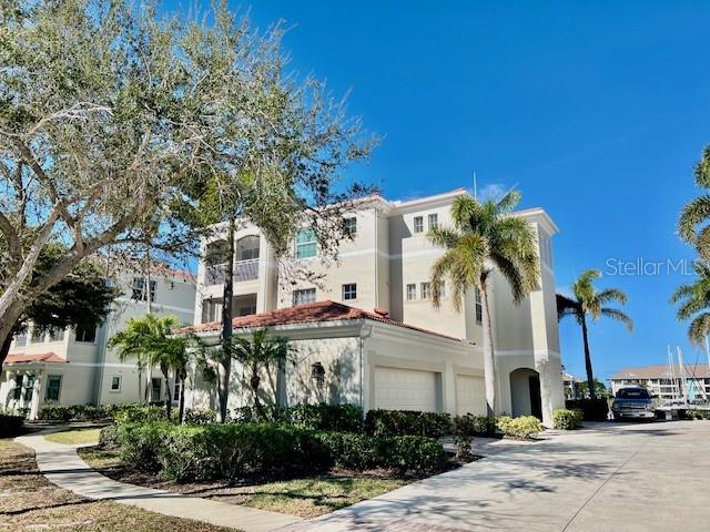 3471 SUNSET KEY CIRCLE UNIT 102, PUNTA GORDA, FL — photo 2 of 30