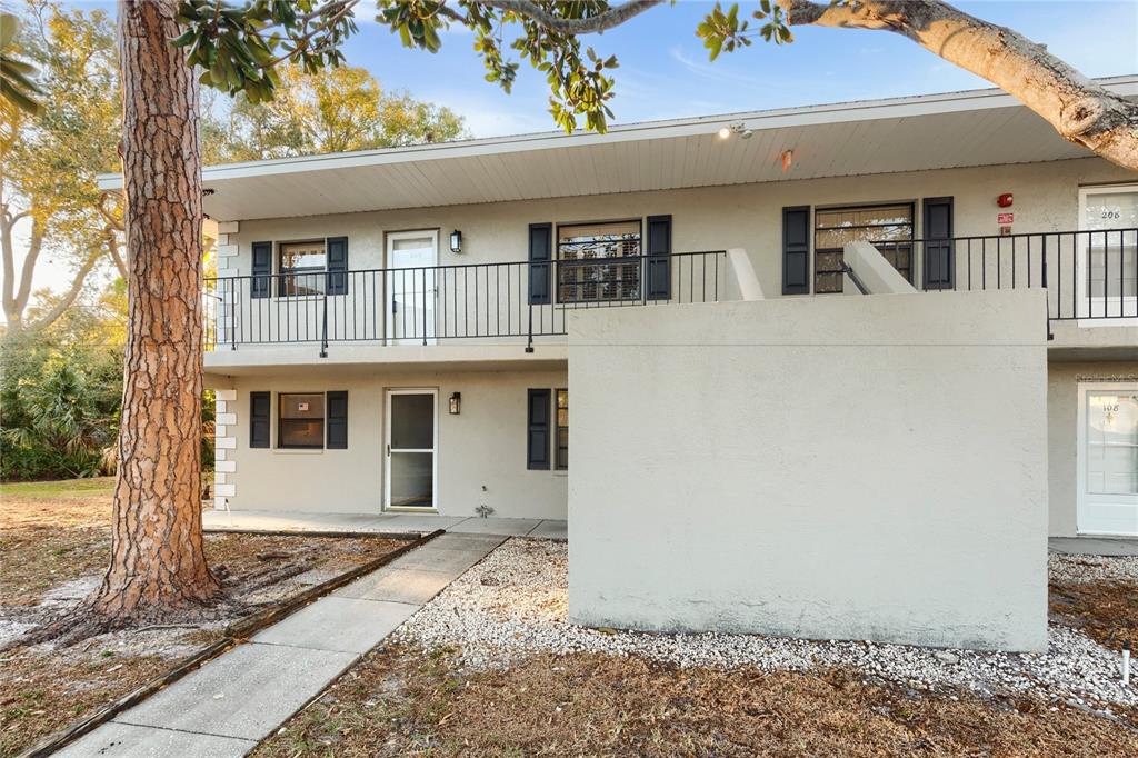 101 LAKE AVENUE NE UNIT 209