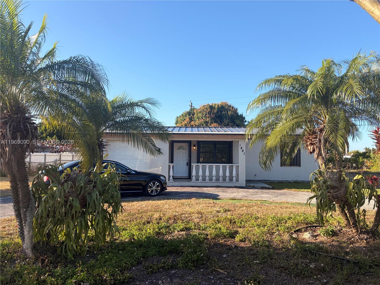 1441 NE 11th St, Homestead FL 33033