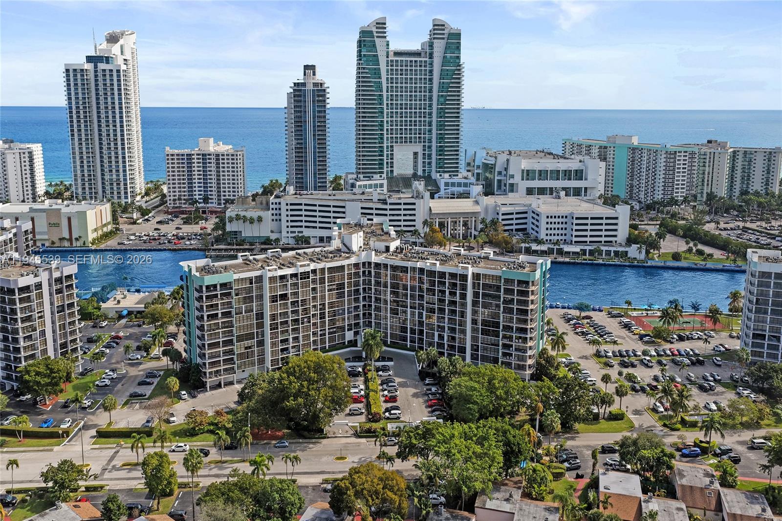 400 Leslie Dr # 710, Hallandale Beach FL 33009