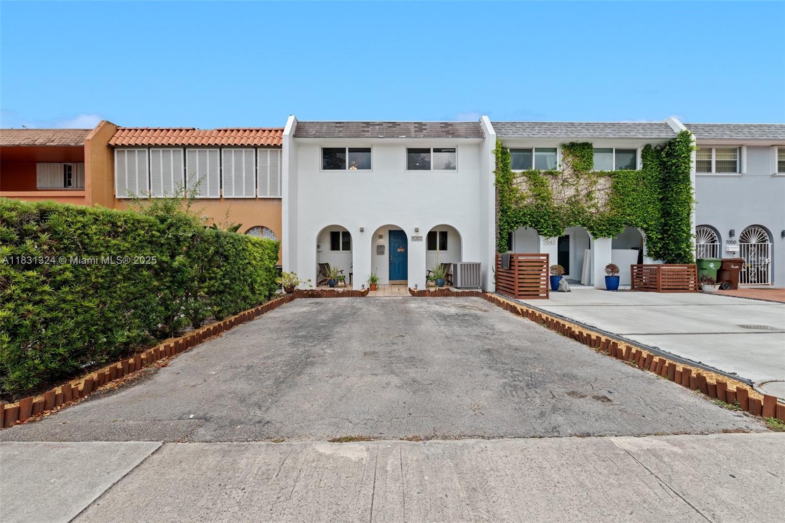 7030 W 2nd Ct, Hialeah FL 33014