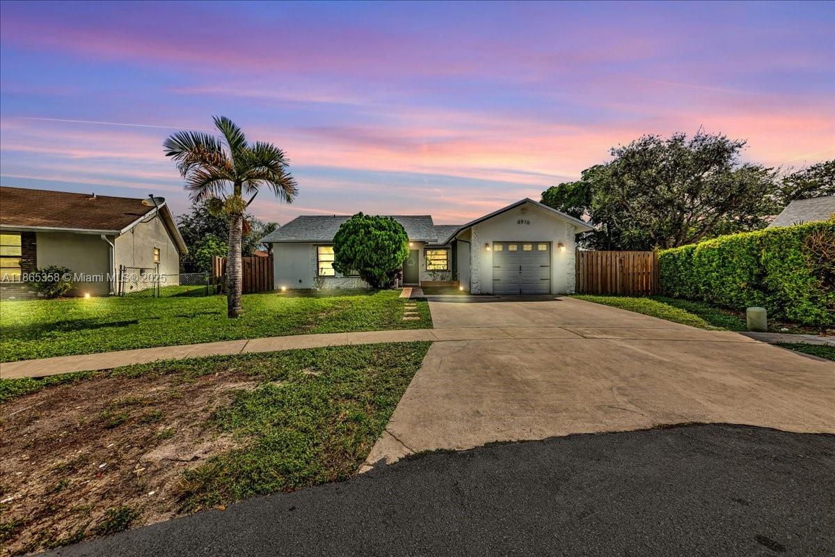 4916 NW 92nd Ave, Sunrise FL 33351