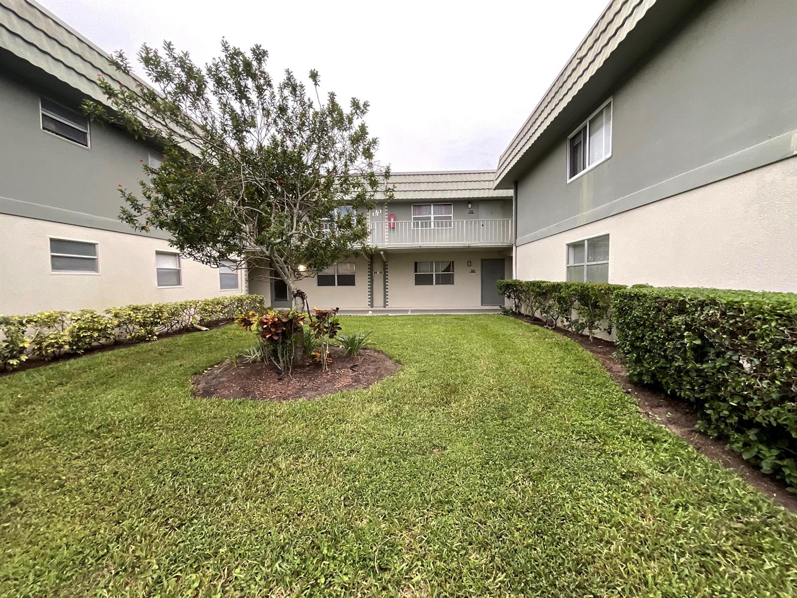 679 Saxony Way, Delray Beach FL 33446