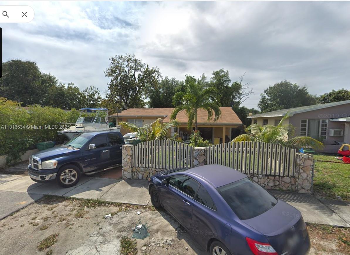 1940 NW 153 St, Miami Gardens FL 33054