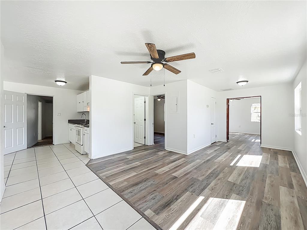 301 E ATWATER AVENUE, EUSTIS, FL — photo 5 of 30