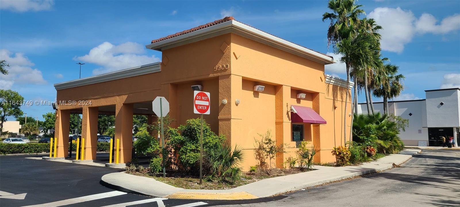 5300 Coconut Creek Pkwy, Margate FL 33063