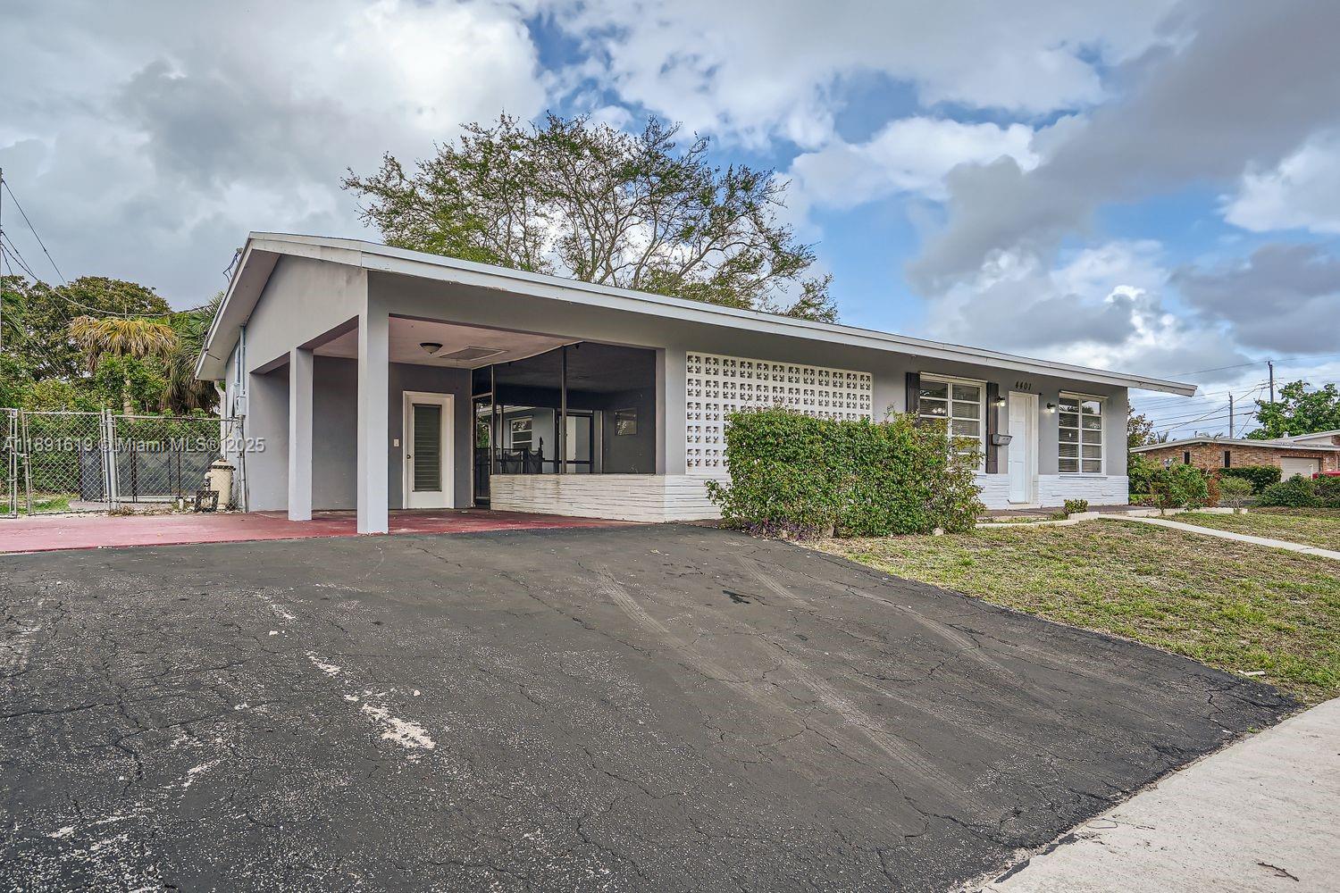 4401 NW 6th Ct, Coconut Creek FL 33066