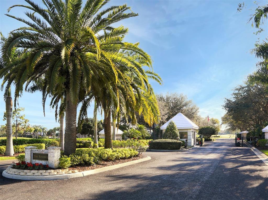 444 TREMINGHAM WAY, VENICE, FL — photo 2 of 30