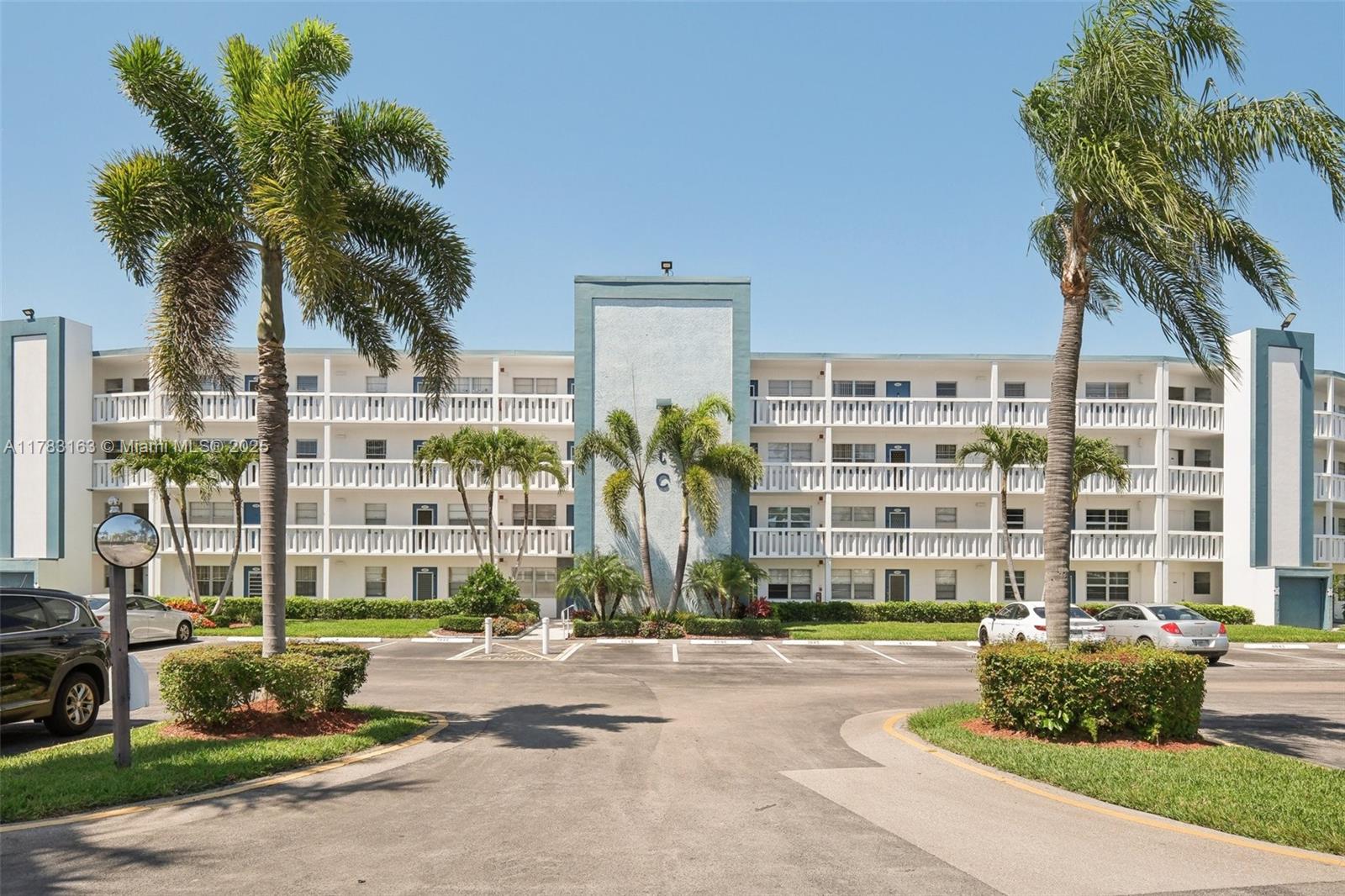 2052 Exeter C # 0, Boca Raton FL 33434