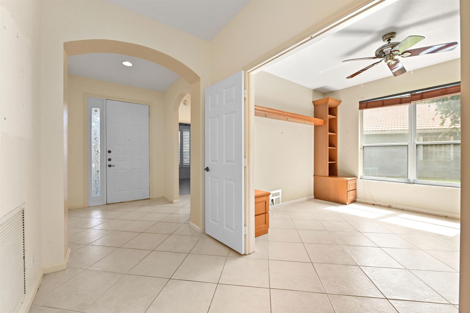 6439 Pebble Creek Way, Boynton Beach FL 33437
