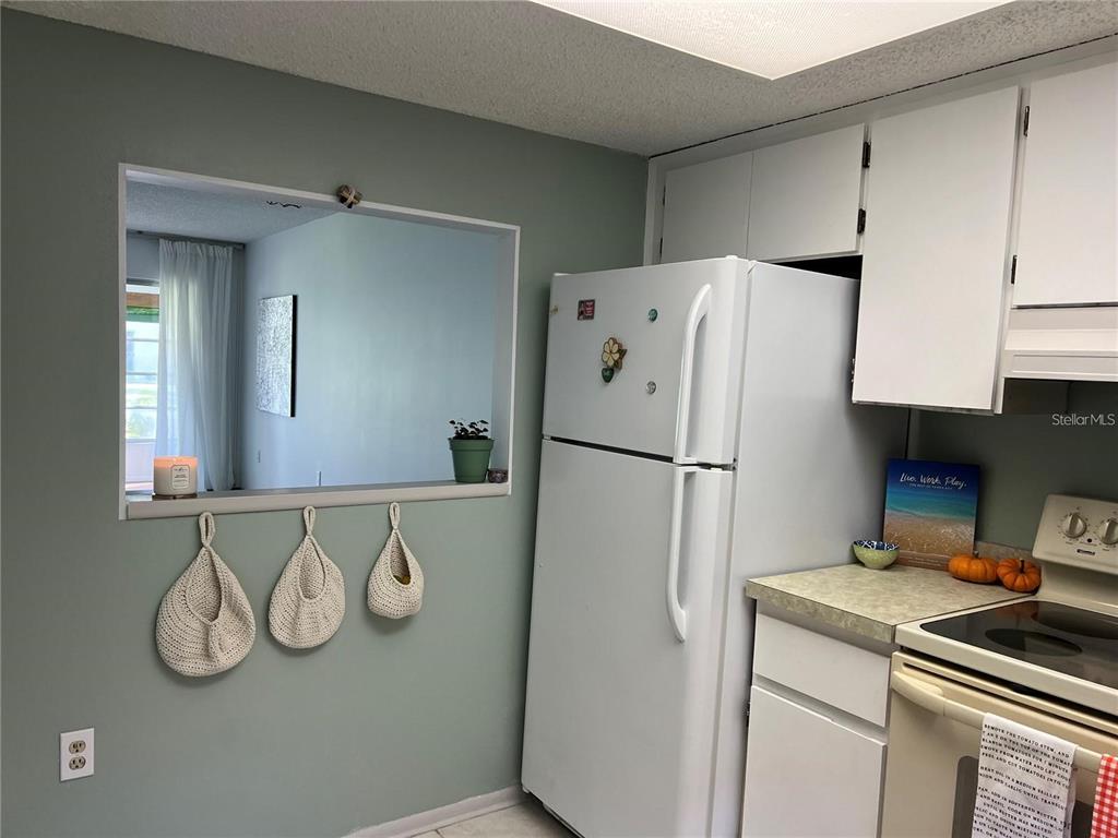 1100 E BAY DRIVE UNIT 35, LARGO, FL — photo 5 of 12