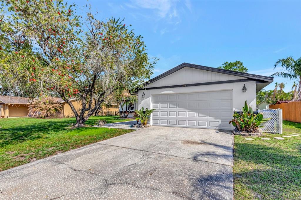 435 LAKEVIEW DRIVE, OLDSMAR, FL — photo 4 of 30
