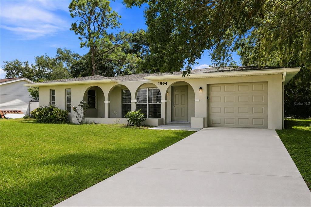 1594 BEACON DRIVE, PORT CHARLOTTE, FL — photo 5 of 30