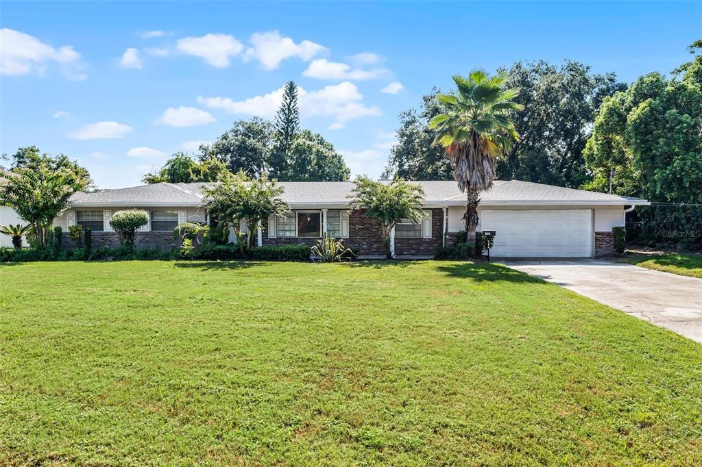 411 ROCK LAKE DRIVE