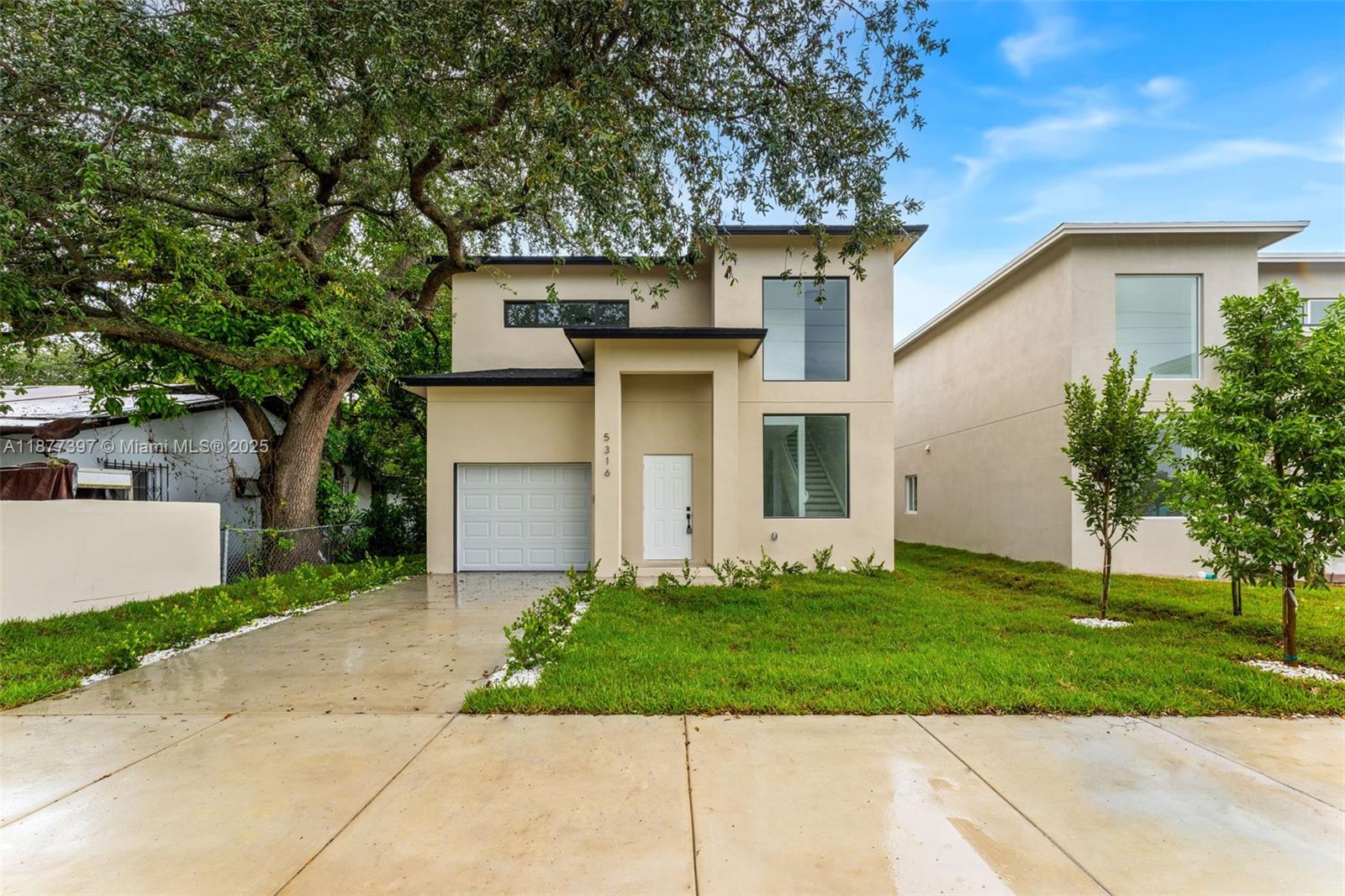 5316 NW 7th Ct, Miami FL 33127