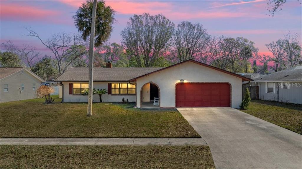 923 SANDLE WOOD DRIVE
