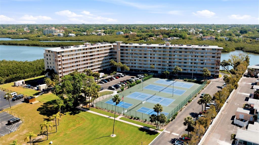 19451 GULF BOULEVARD UNIT 203