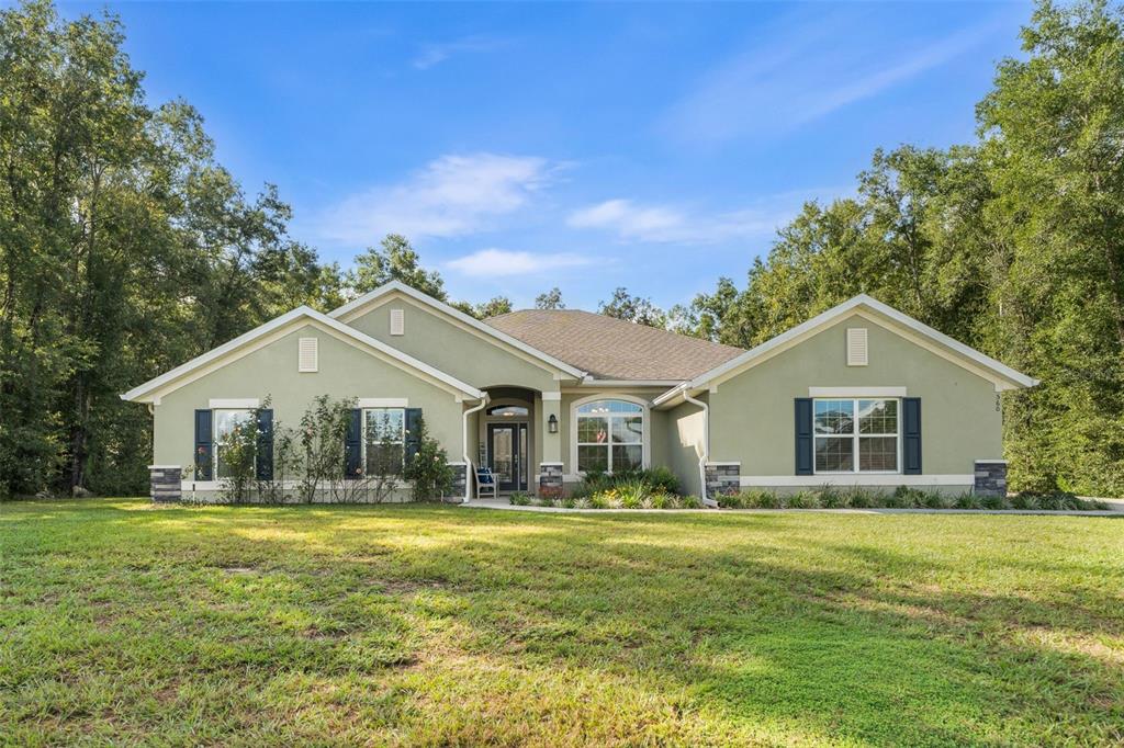 560 NW 113TH CIRCLE