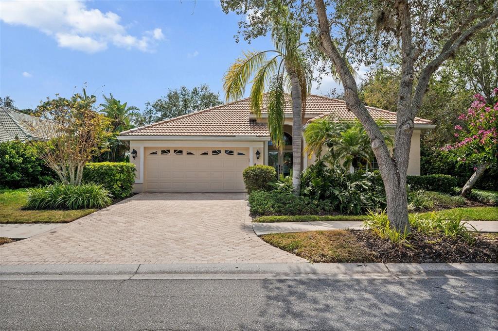 866 PLACID LAKE DRIVE