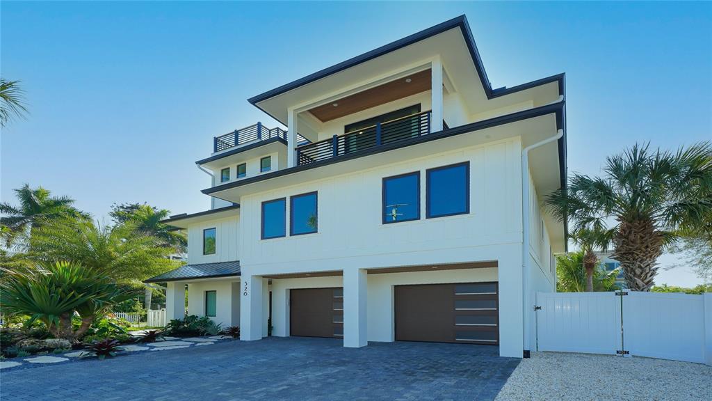 307 62ND STREET, HOLMES BEACH, FL — photo 3 of 30