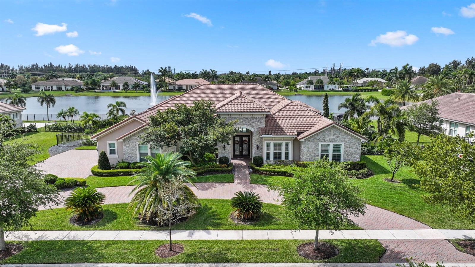 5700 N Sterling Ranch Drive, Davie FL 33314