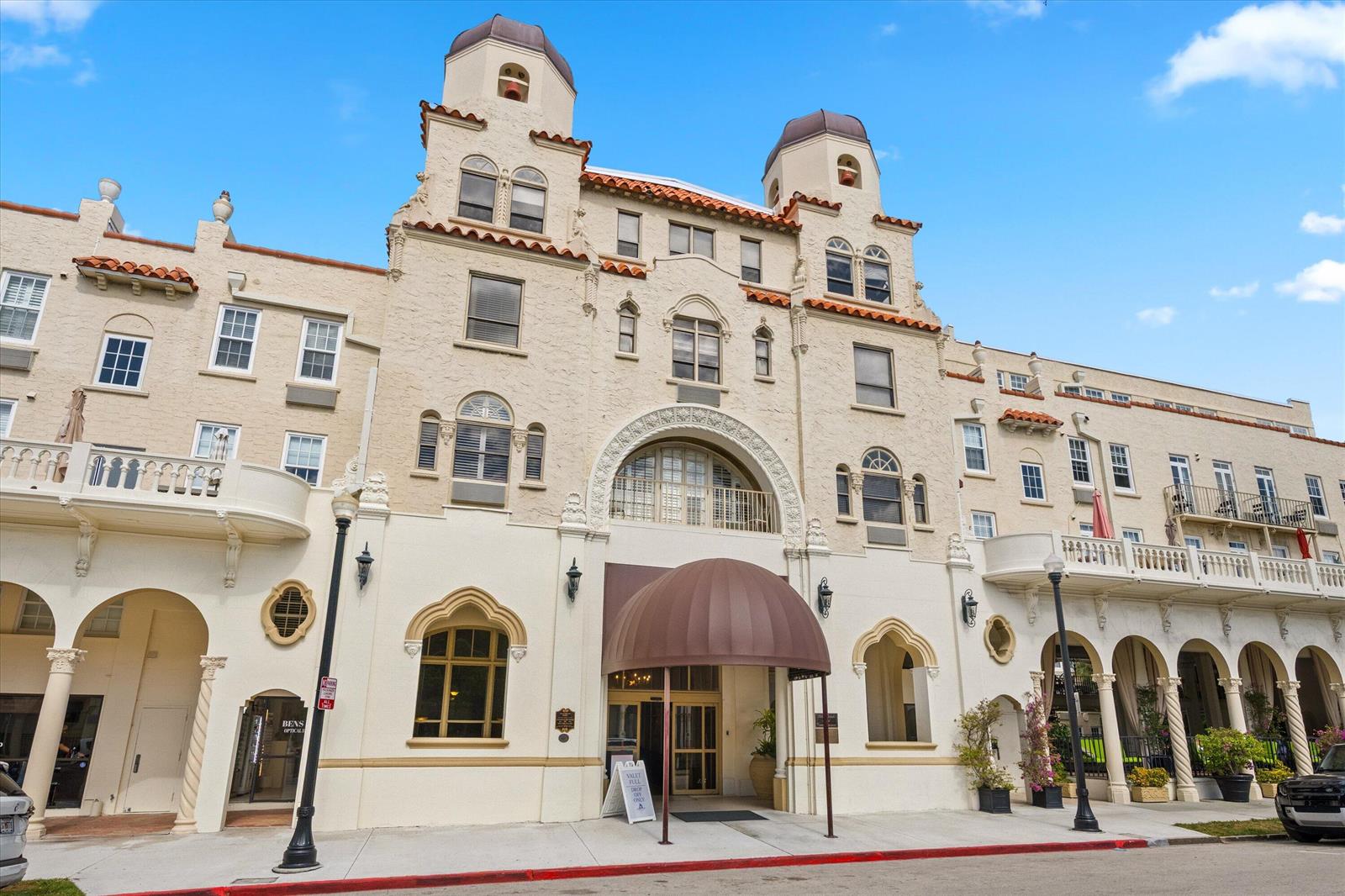 235 Sunrise Avenue # 3102, Palm Beach FL 33480