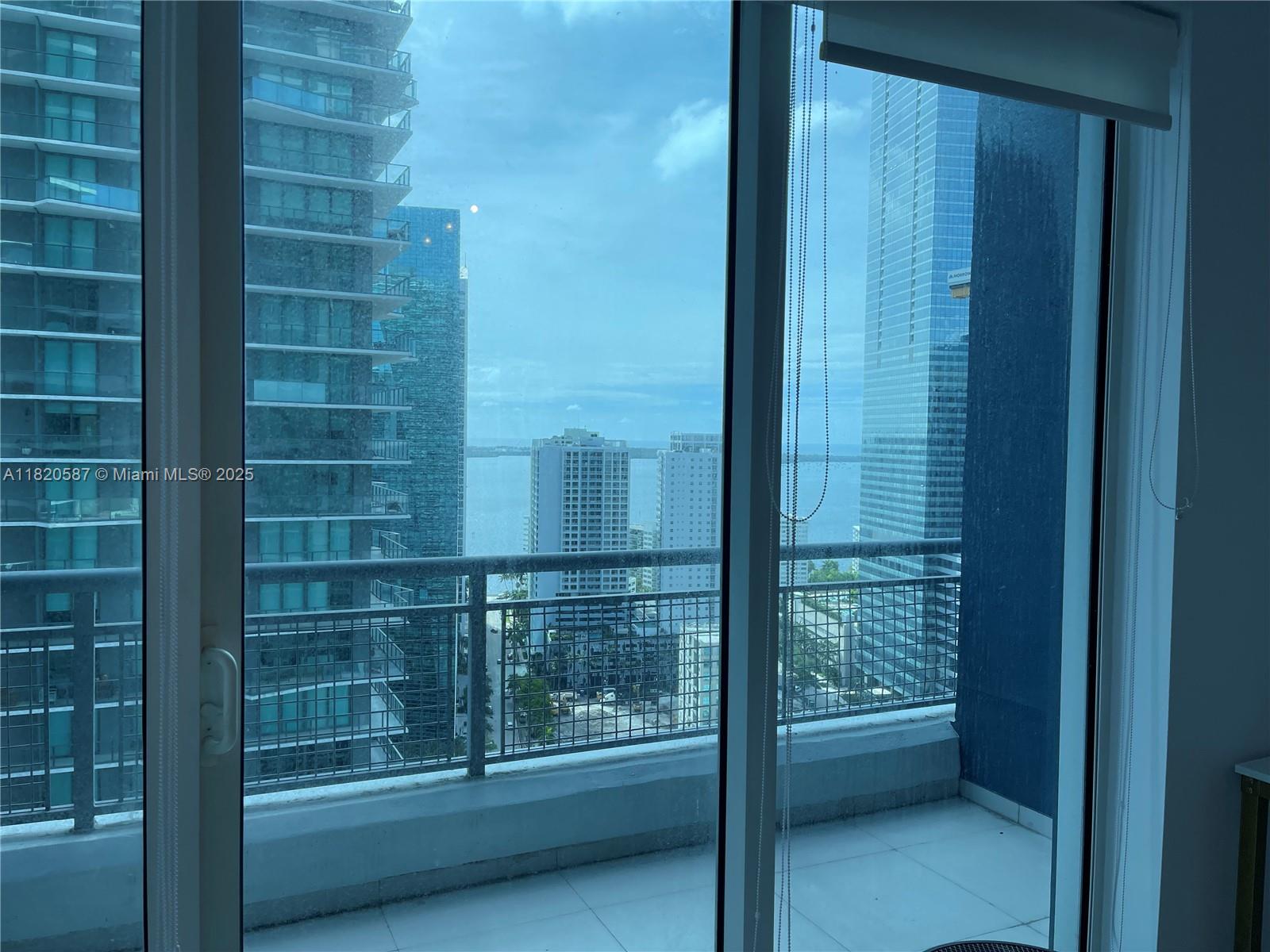 60 SW 13th St # 2606, Miami FL 33130