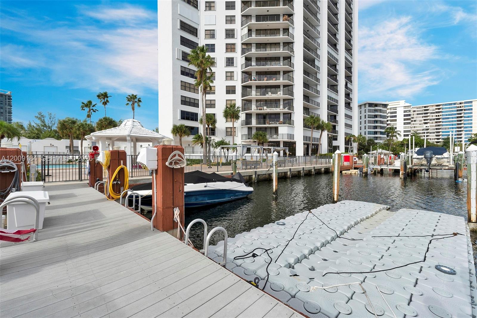 300 Three Islands Blvd # 305, Hallandale Beach FL 33009