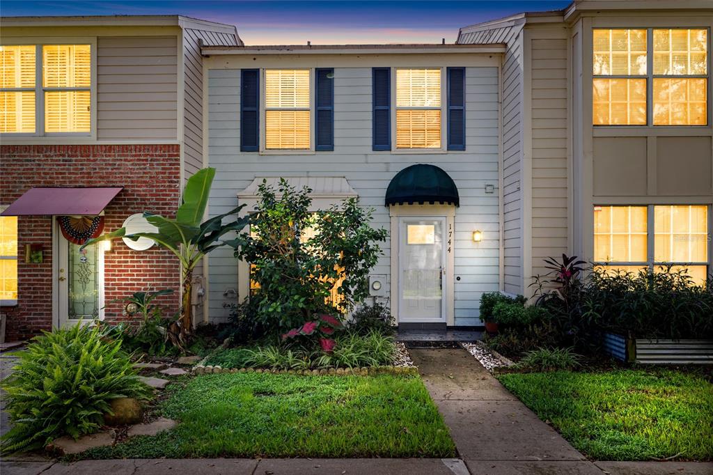 1744 MILL RUN CIRCLE