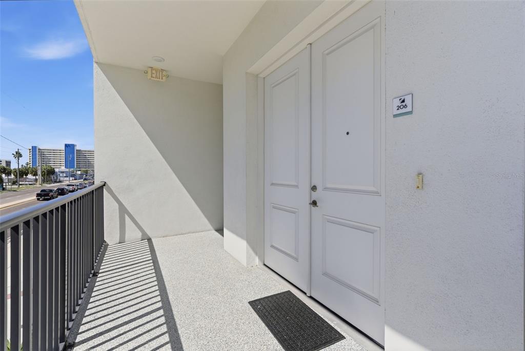 400 150TH AVENUE UNIT 206, MADEIRA BEACH, FL — photo 4 of 30