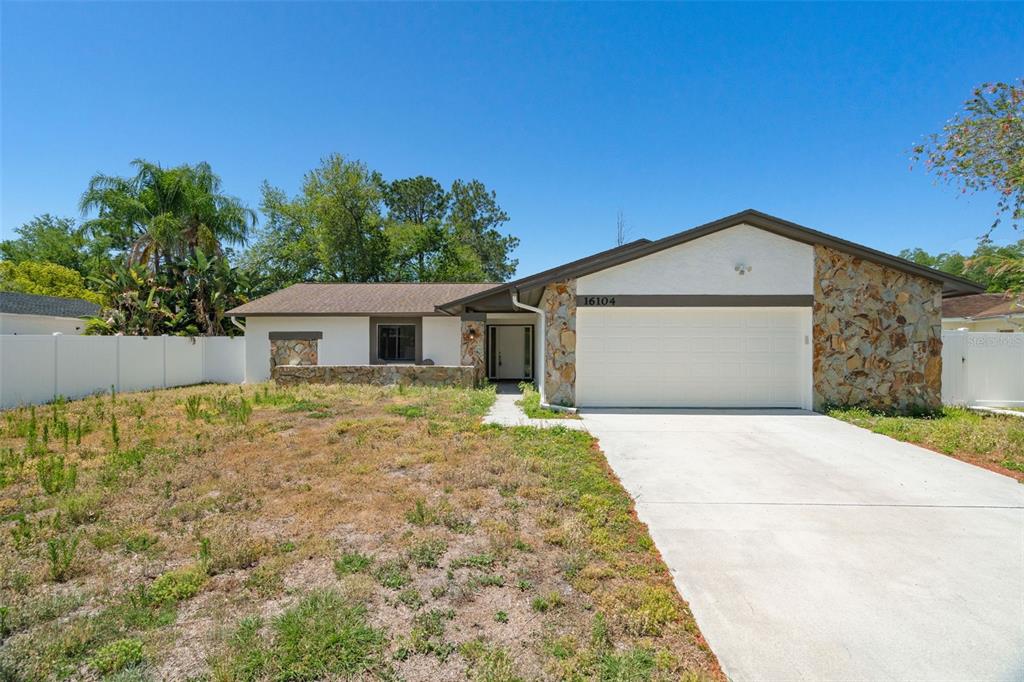 16104 COUNTRY CROSSING DR