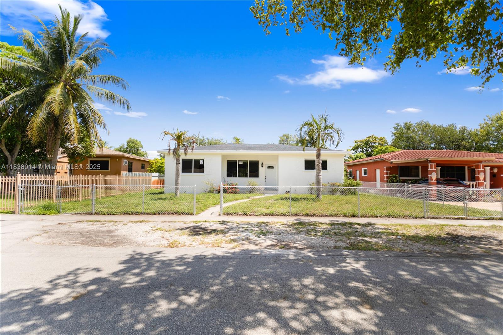 775 NE 145th St, North Miami FL 33161