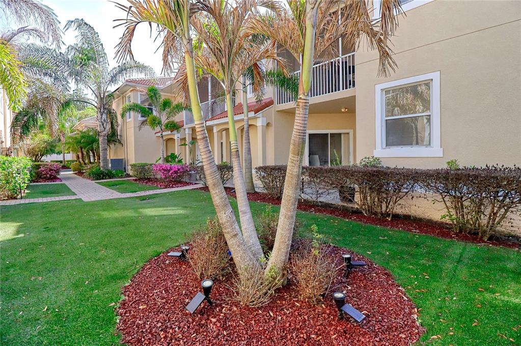 21019 SUNPOINT WAY UNIT 102, LUTZ, FL — photo 4 of 30