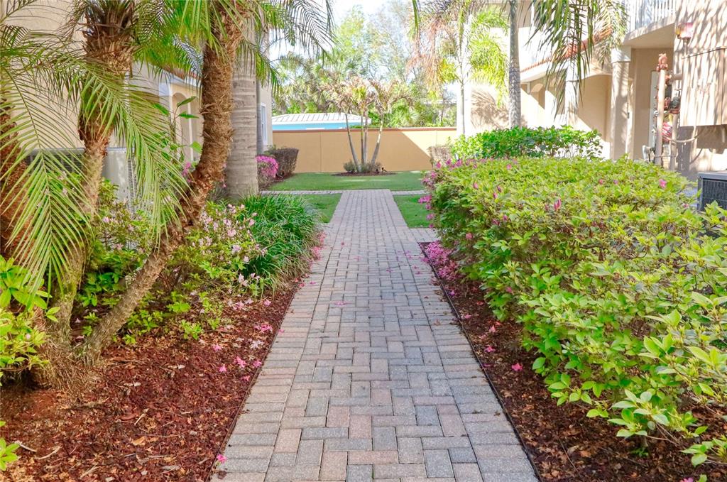 21019 SUNPOINT WAY UNIT 102, LUTZ, FL — photo 5 of 30
