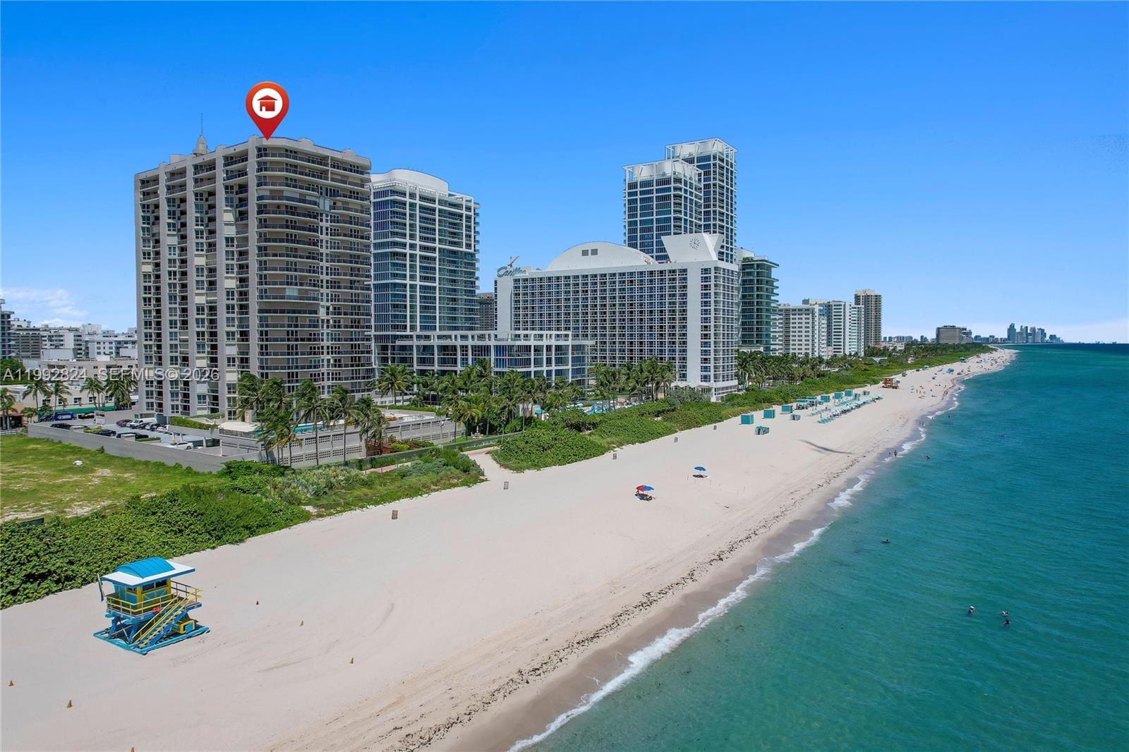 MIAMI BEACH, FL — photo 2 of 30