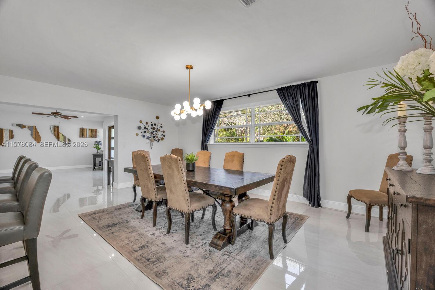 6904 SW 65th Ave, South Miami FL 33143