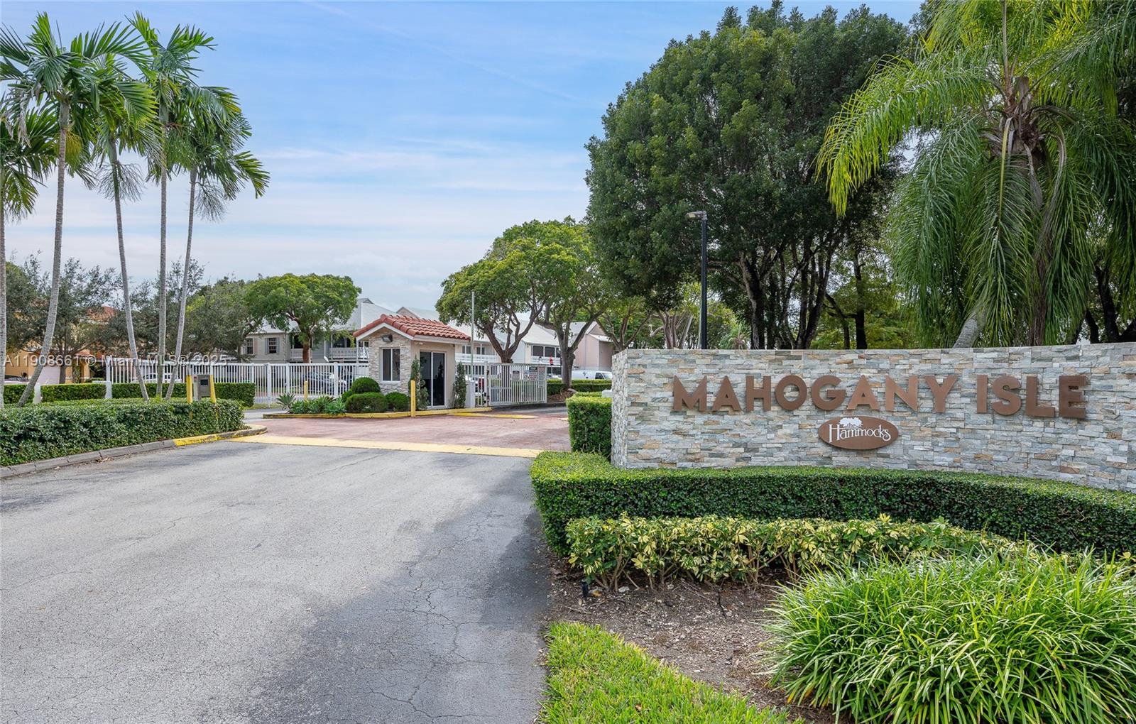 10421 Mahogany Key Cir # 105, Miami FL 33196